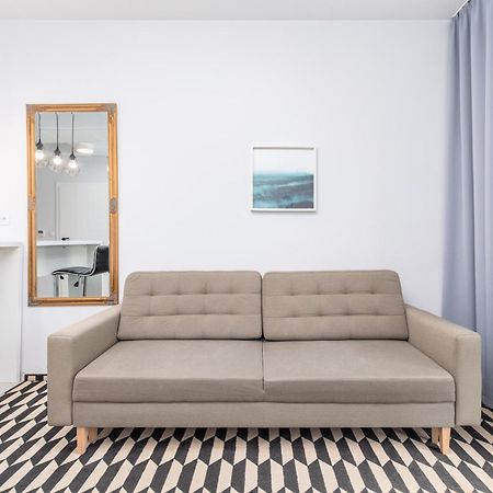Prymasa Tysiaclecia 83A C - D By Homeprime Warszawa Eksteriør bilde