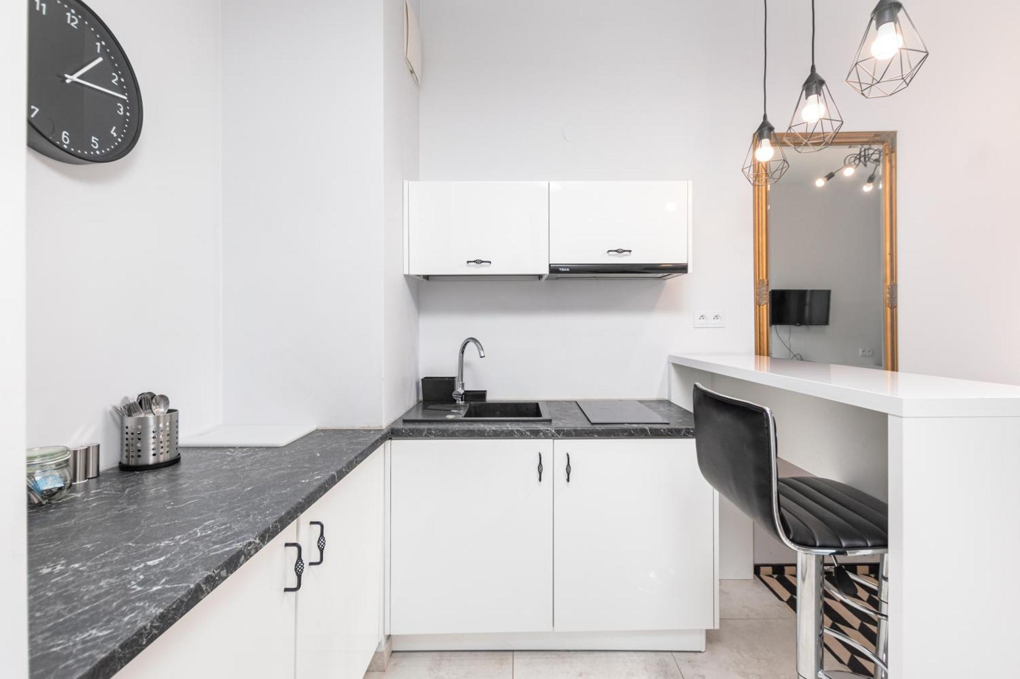 Prymasa Tysiaclecia 83A C - D By Homeprime Warszawa Eksteriør bilde